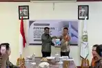 Bupati Halmahera Timur Ubaid Yakub Serahkan LKPD T.A 2025: Target Kembali Raih WTP