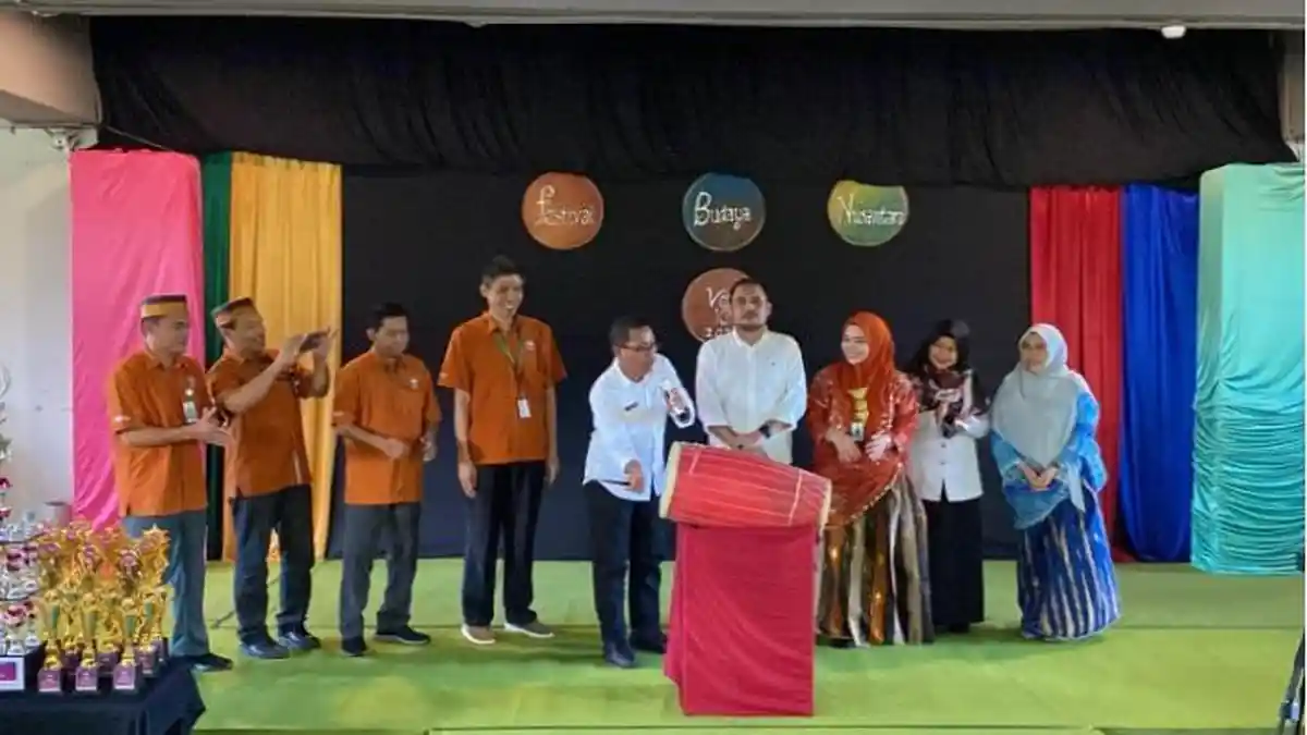 Cara SMP Islam Athirah Makassar Ajak Siswa Kenali dan Cintai Budaya Indonesia