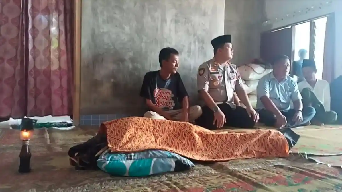 BREAKING NEWS: Dibawa ke Rumah Sakit, Bocah 4 Tahun di Madiun Meninggal Dunia Setelah Minum Obat