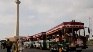 wisata-monas-pada-libur-iduladha-1444-h_20230630_232051.jpg