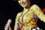 Pelantun Dangdut Ira Swara