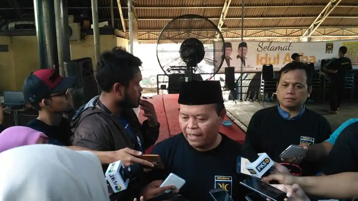 Hidayat Nur Wahid: Cegah Konflik Rohingya Agar Tak Melebar ke Indonesia