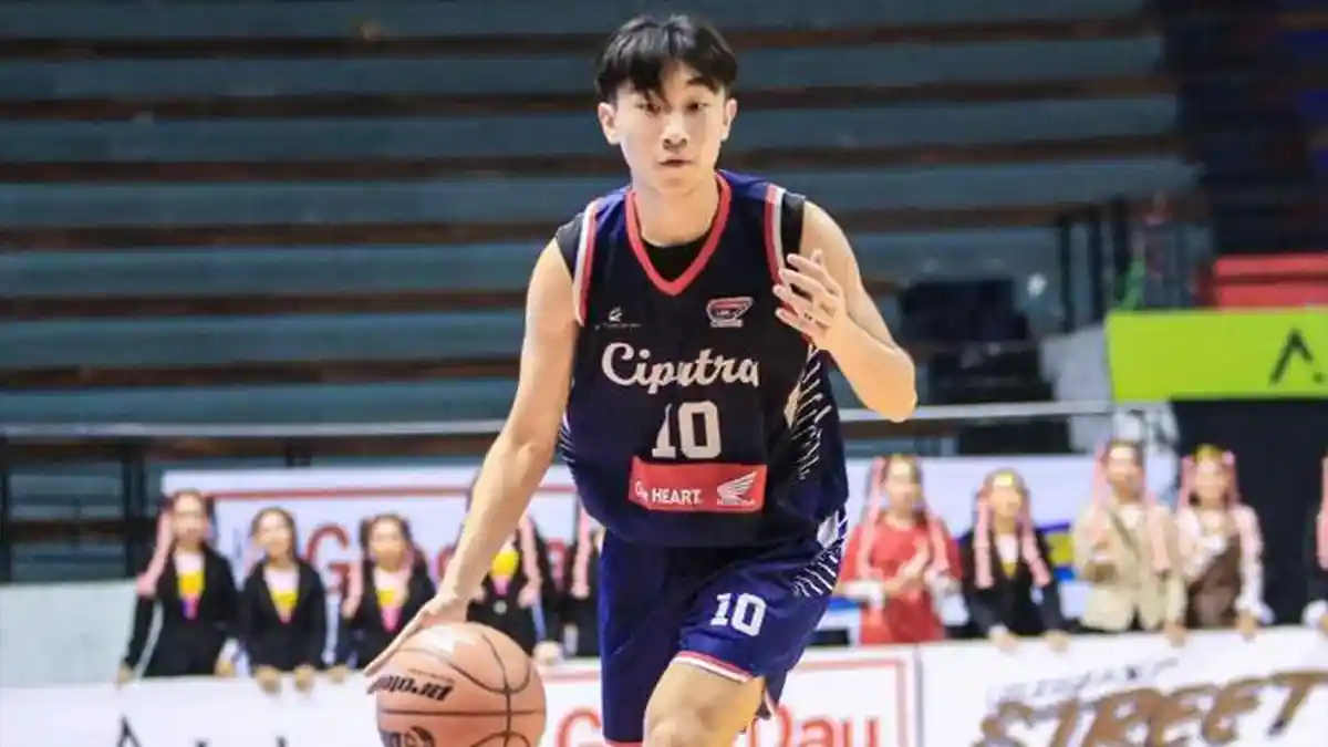 Ricardo Tjoa Curi Perhatian di DBL Surabaya, Tampil dengan Statistik Impresif