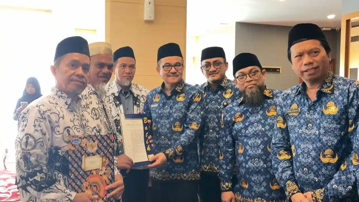 Abdul Muis: Hentikan Polemik PTDH, Tuntutan Kita Tercapai