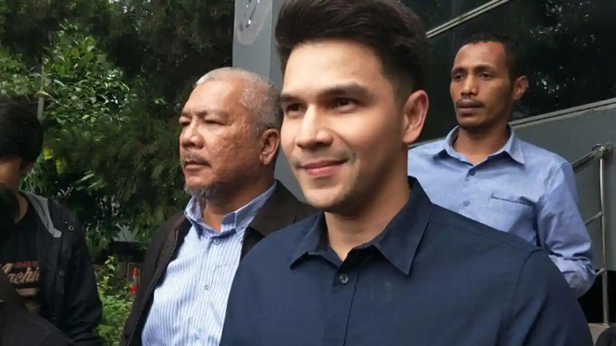 Terima Surat Kaleng, Jonathan Frizzy Awalnya Mengira Si Pengirim Orang Sakit Jiwa