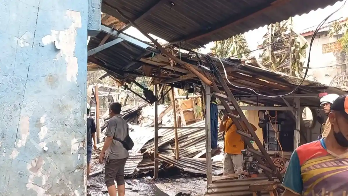 Tujuh Rumah yang Terbakar  di Mampang Sebagian Besar Memproduksi Tahu dan Tempe