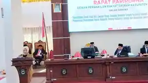 Fraksi-Gerindra-Israwati-Daeng-Rannu_762026_.jpg