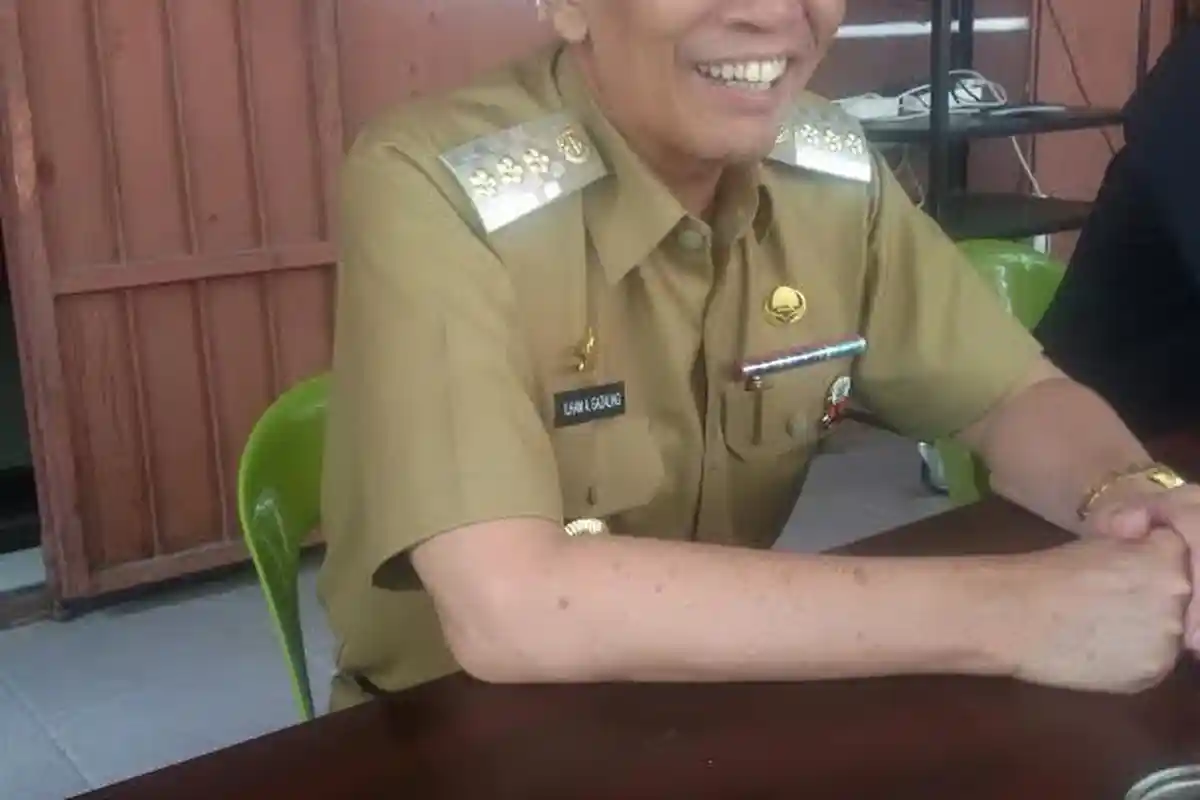 Jelang Tahun Baru, Bupati Lutra Kumpulkan Pimpinan SKPD di Warkop