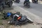 Ilustrasi-kecelakaan-seorang-pengendara-motor-gagal-menyalip.jpg