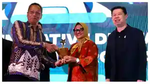 PT-XL-Axiata-Tbk-meraih-empat-penghargaan-Stellar-Workplace-Award-2024.jpg