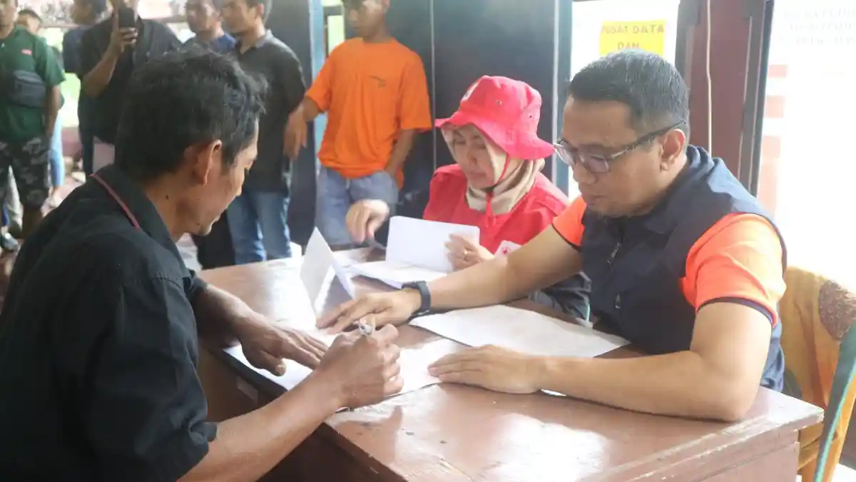 Donasi Rp 2 Miliar Lebih, Korban Longsor Situkung Banjarnegara Terima Bantuan Tunai