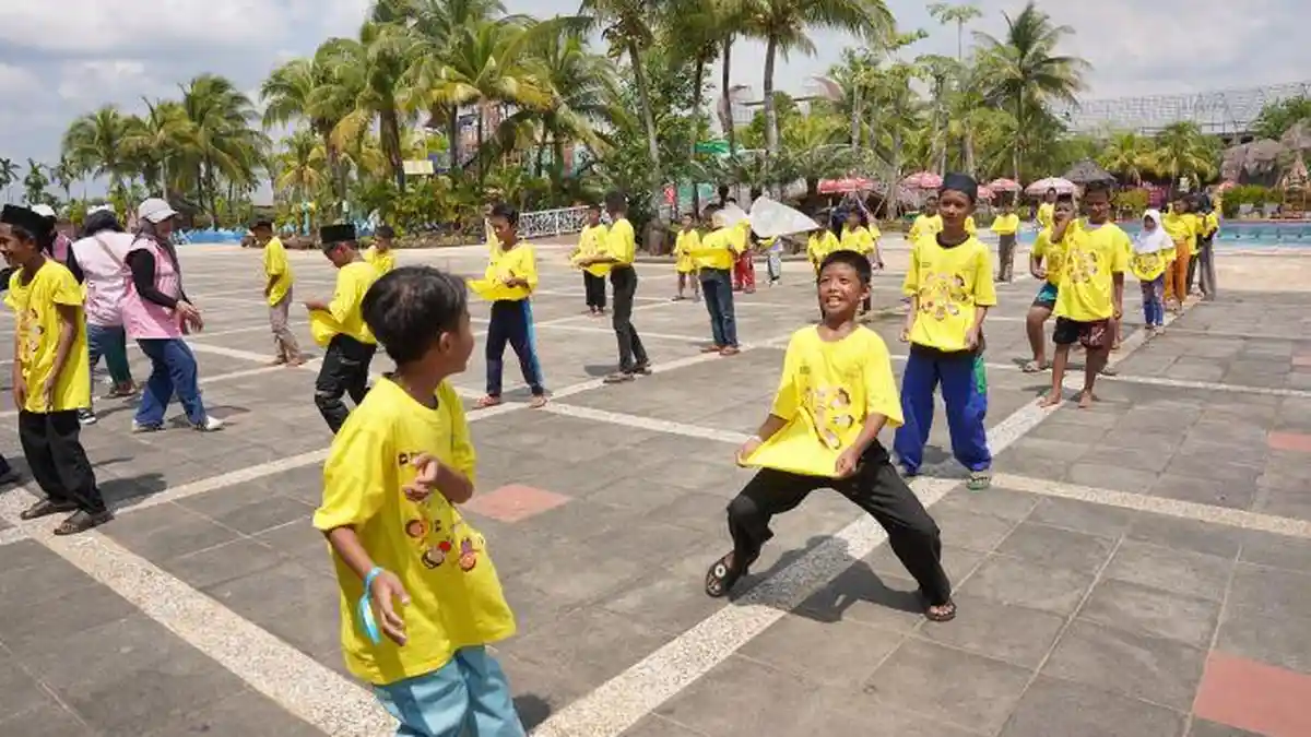 Srikandi PLN Kalbar Rayakan Hari Anak dengan Kegiatan Edukatif 