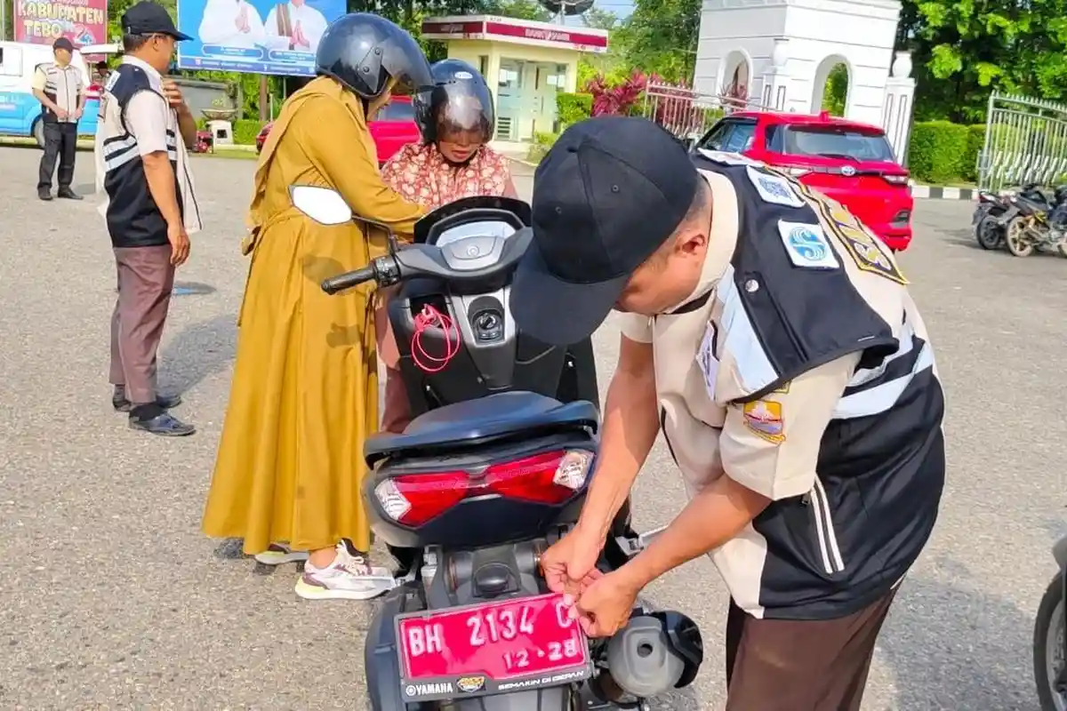 Razia Gabungan di Tebo, Petugas Tilang 28 Kendaraan Wajib Pajak dan 11 Pelanggar Lalu Lintas
