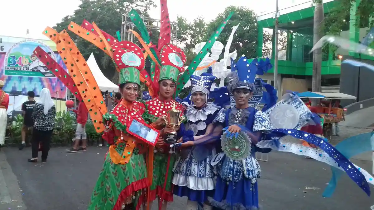 Bank Indonesia Juara Best Kostum Fashion Karnaval Sulsel, Ini Kostumnya ...