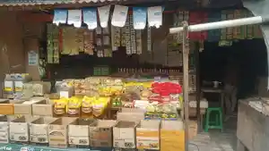 Situasi-di-Kios-Jumardi-Pasar-Oeba-Kota-Kupang.jpg