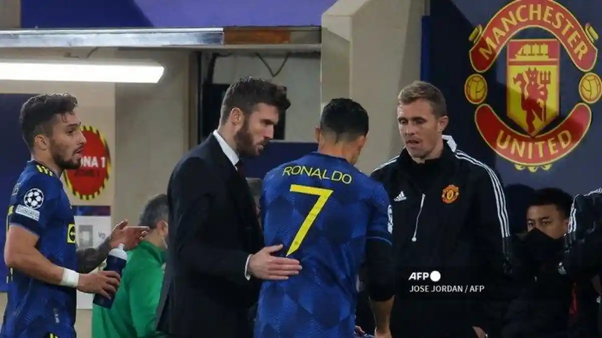 LIGA INGGRIS - Man United Ada 4 Kandidat Pelatih Anyar, Ronaldo Beri Restu untuk Luis Enrique
