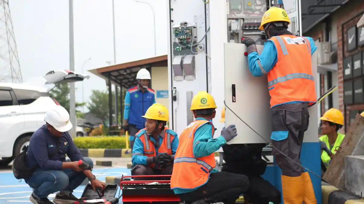 PLN Tambah 40 SPKLU Baru di Jalur Mudik