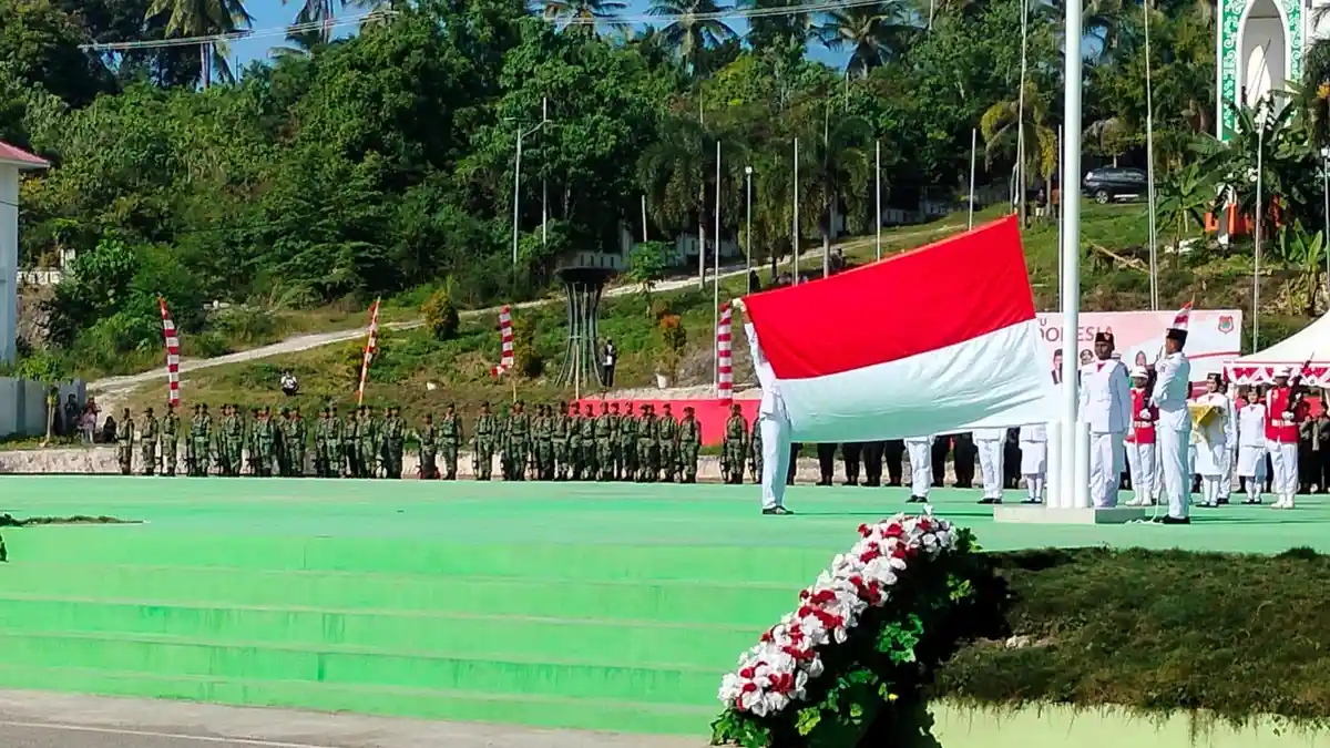 Upacara Pengibaran Merah Putih di Banggai Berlangsung Khidmat dan Sukses