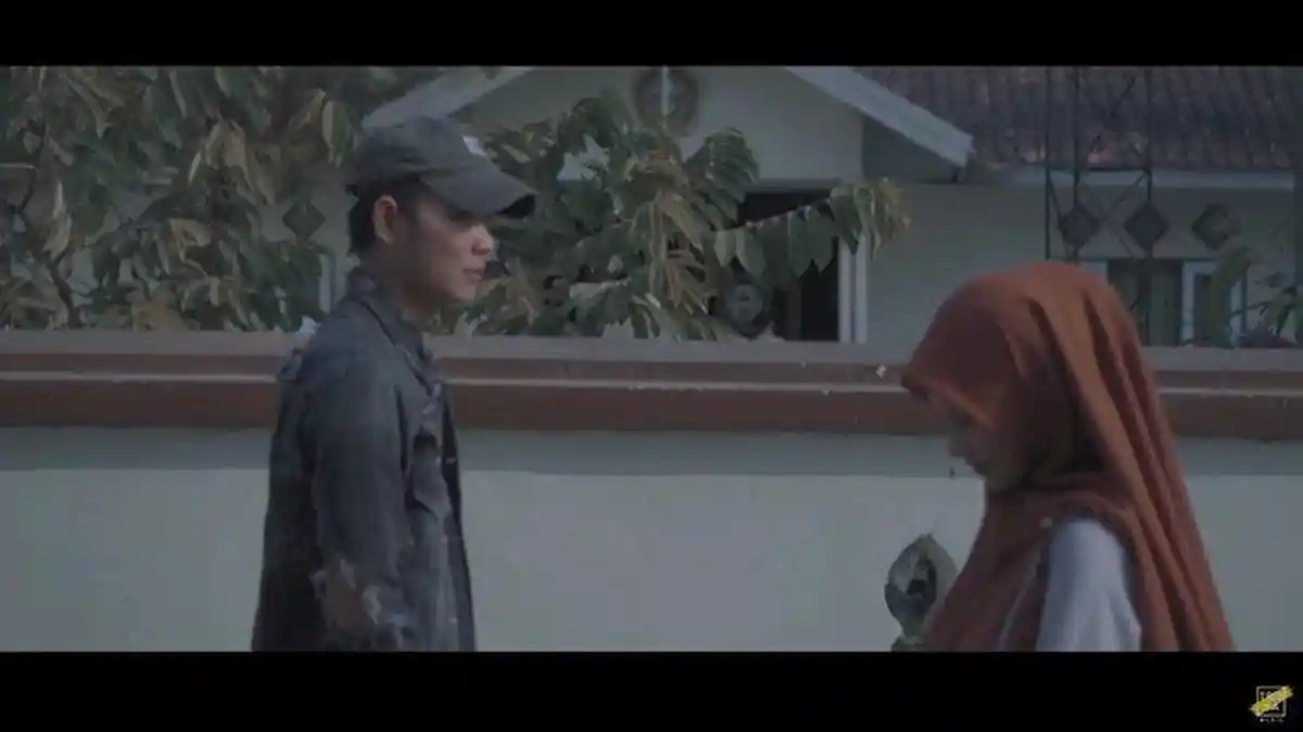 Disini Download Lagu Tri Suaka Merayu Tuhan Selain MP3 Juice