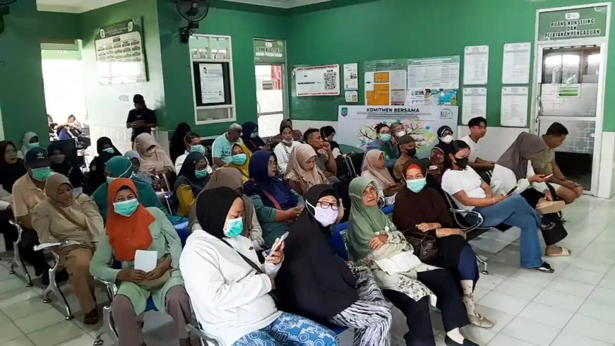 Puskesmas Manggar Ramai Didatangi Warga, Keluhan Batuk-Pilek dan Kolesterol Mendominasi 