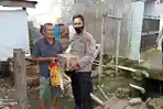 paur-logistik-polresta-mamuju-serahkan-paket-sembako-ke-warga-kurang-mampu.jpg