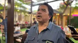 Kader-PSI-Ade-Armando-saat-dijumpai-wartawan-di-Kota-Depok.jpg