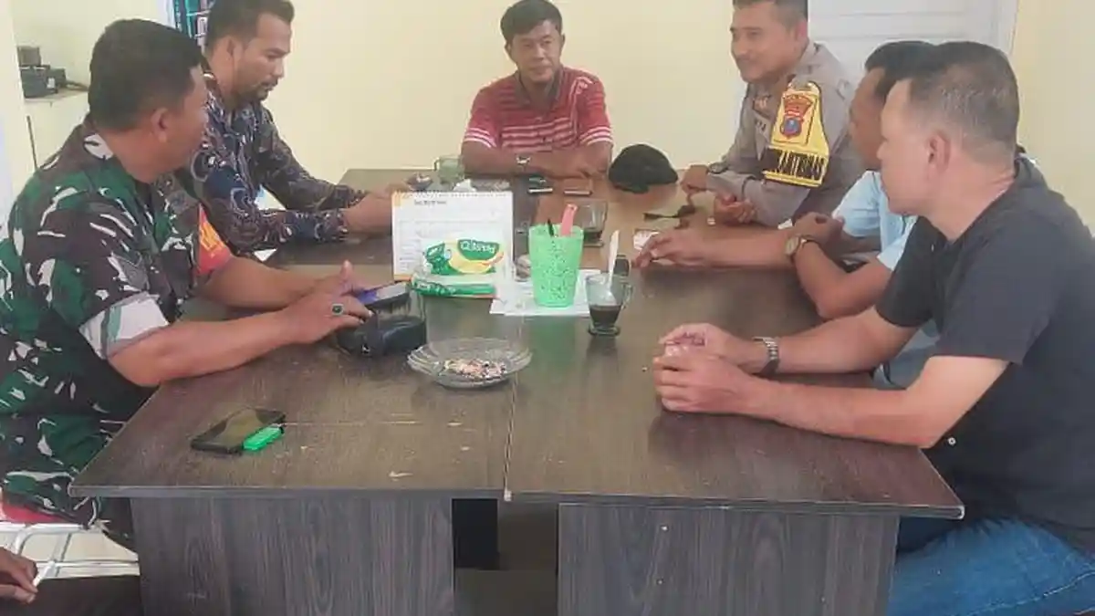 Upaya Bhabinkamtibmas Polsek Bosar Maligas Jaga Ketenteraman dan Kekondusifan Jelang Pilkada