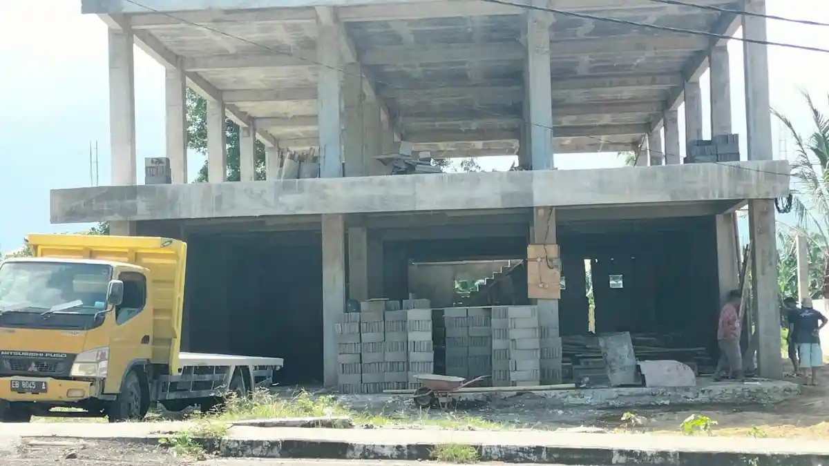 Peringati Hari Buruh Internasional, ASN di Ende NTT Libur Tapi Buruh Tetap Kerja