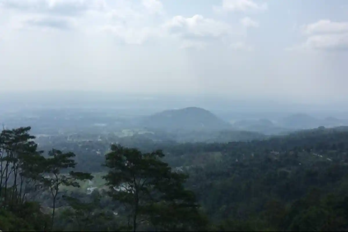 Eloknya Jalur Lereng Gunung Ungaran Sisi Utara, Tambah Gayeng Dengan Curug dan Kedai Kopi