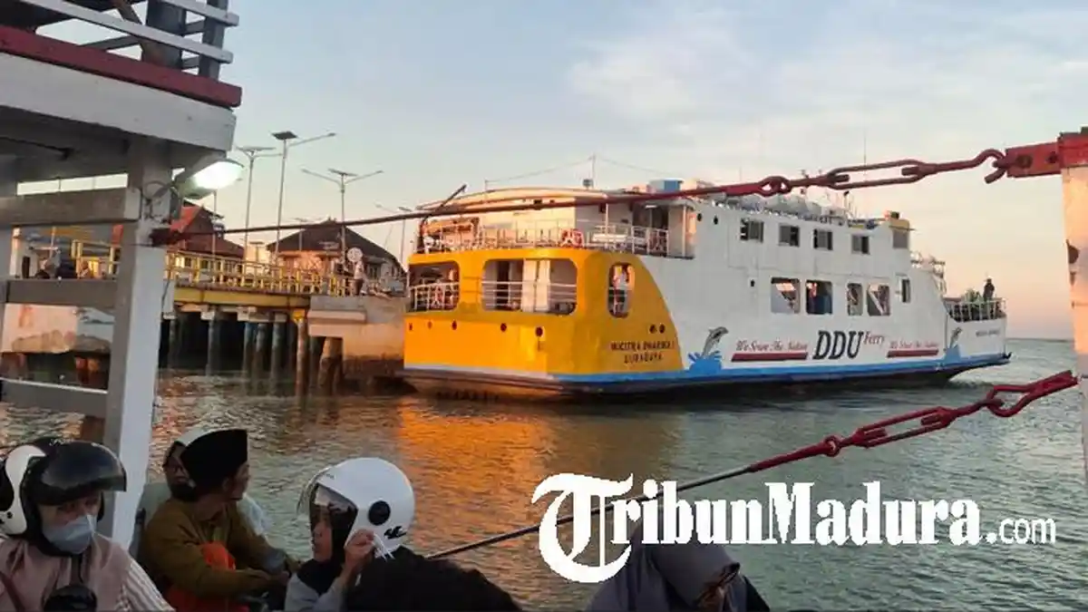 KMP Dharma Kartika Berusia 45 Tahun, Warga Raas Sumenep Desak PT DDU Ganti Armada
