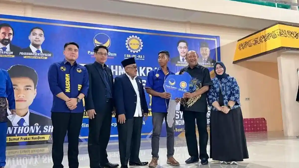 Ribuan Relawan Ricky Anthony Nyatakan Dukungan ke Paslon Satria, Syah Afandin : Tambah Kekuatan