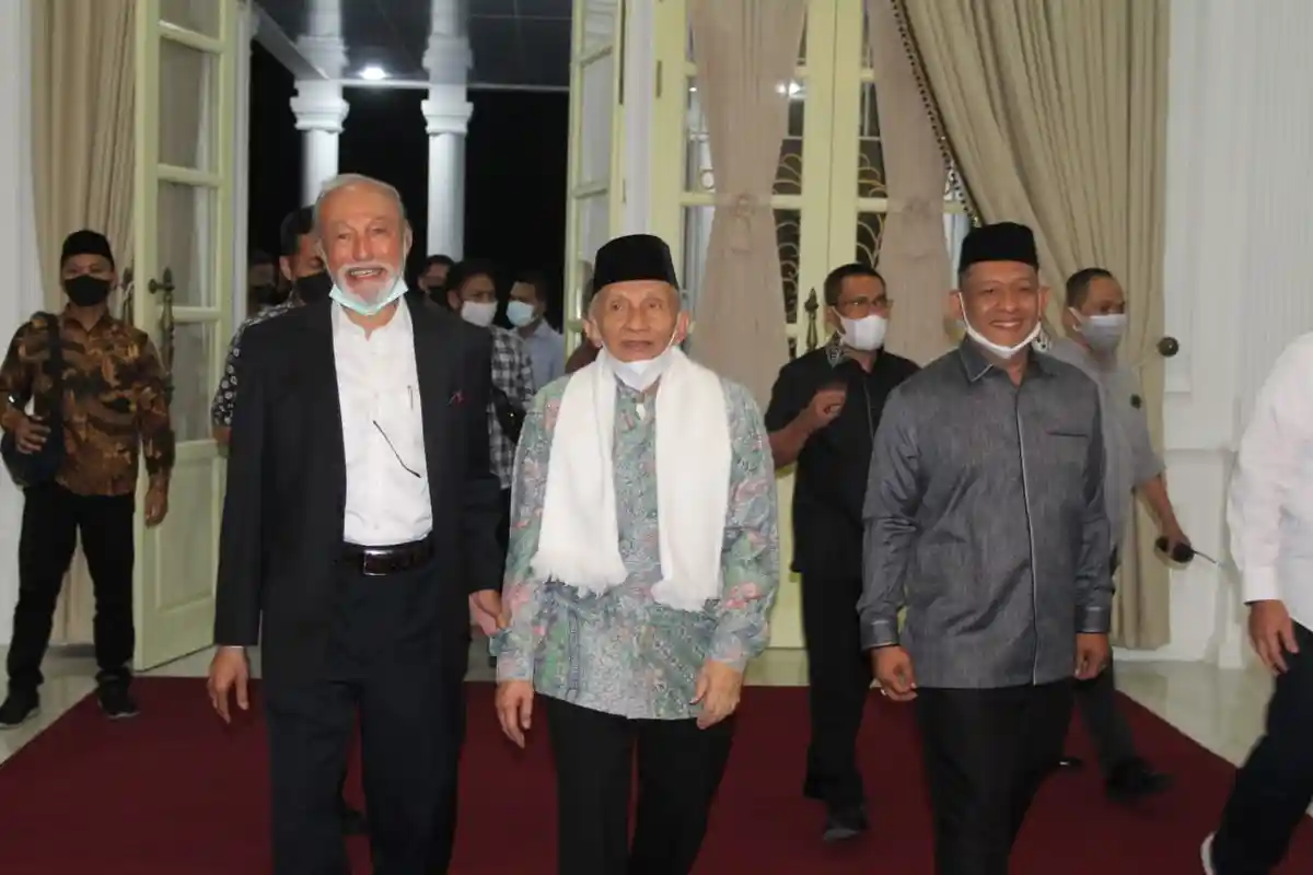 Bertemu Wali Nanggroe  Malik Mahmud, Amien Rais Bahas Implementasi MoU Helsinki