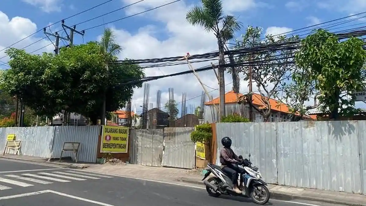 Terus Percepat Renovasi, Pemkab Badung Renovasi 30 Sekolah, Ditarget Rampung Desember - Tribun-bali.com