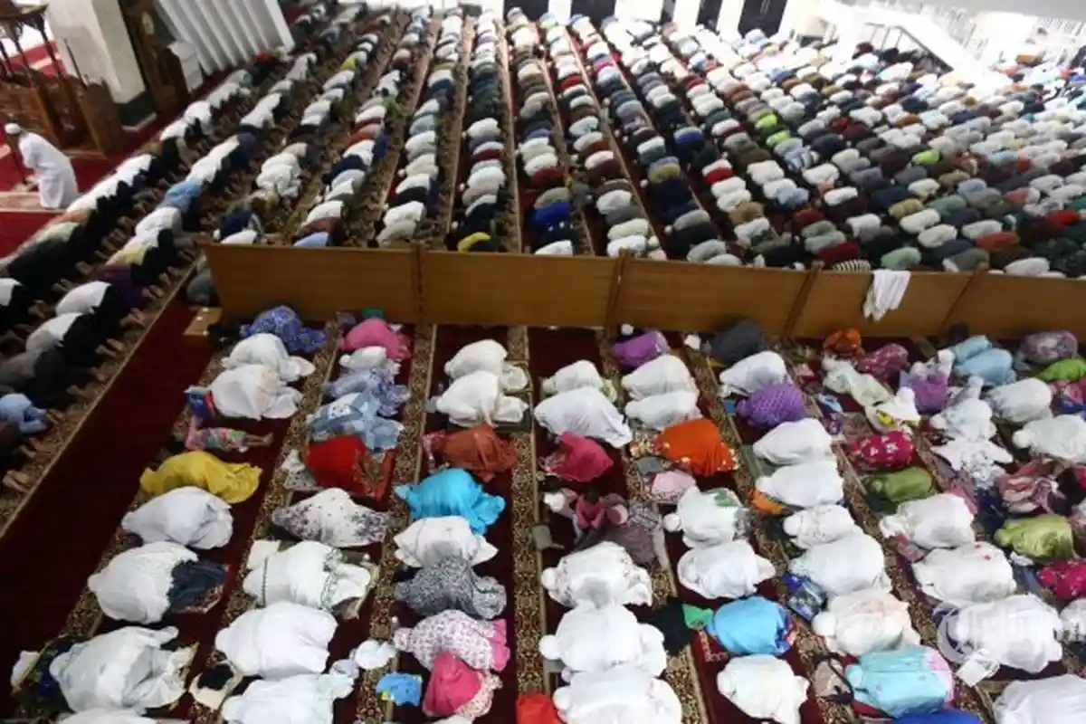 Tata Cara serta Bacaan Niat Salat Tarawih dan Witir, Sendiri atau Jemaah di Bulan Ramadan 2020