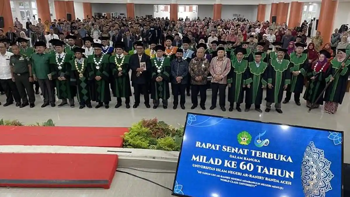 Sekda Aceh Ikut Rapat Senat Milad UIN Ar-Raniry, Dampingi Rektor Resmikan Markazul Quran dan Lainnya