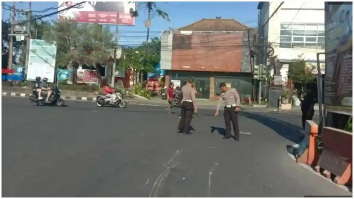 Kronologi Kecelakaan Maut di Denpasar, Pengendara Motor Tewas Terseret Truk Fuso - Tribunbatam.id