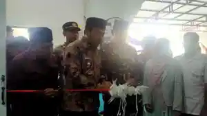 Ketua-Satgas-Makan-Bergizi-Gratis-MBG-Sampang-Ahmad-Mahfudz-saat-launching-SPPG.jpg