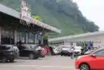 Rest Area KM 429A Tol Semarang Solo Ramai Saat Liburan Nataru