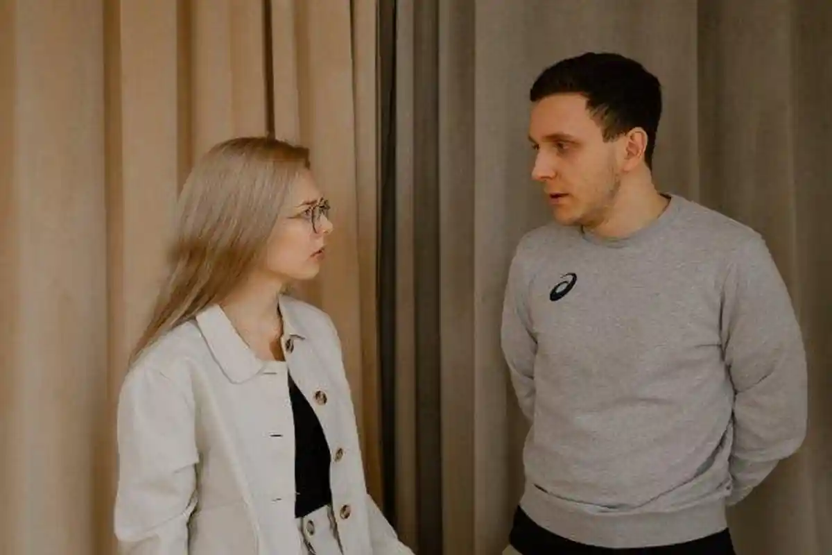 7 Cara Sederhana untuk Lebih Bisa Menerima Pasangan, Lihat Sesuatu dari Perspektif si Dia