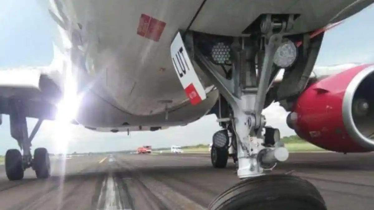 SEMPAT 20 Menit Terbang, Pesawat Batik Air Mendarat Kembali: Roda Depan Pecah, Mogok di Runway