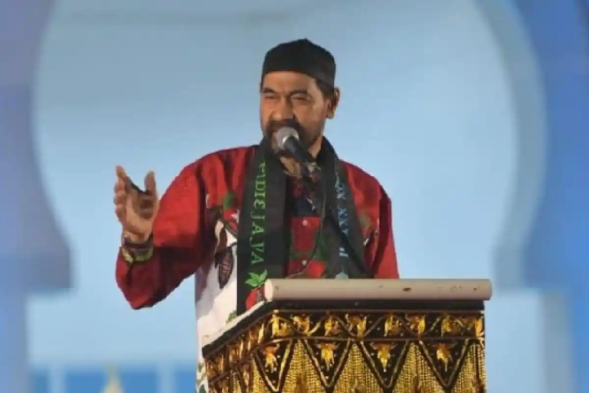 Mualem Wacanakan Tes Baca Alquran sebagai Syarat Masuk Sekolah dan Rekrutmen TNI-Polri di Aceh