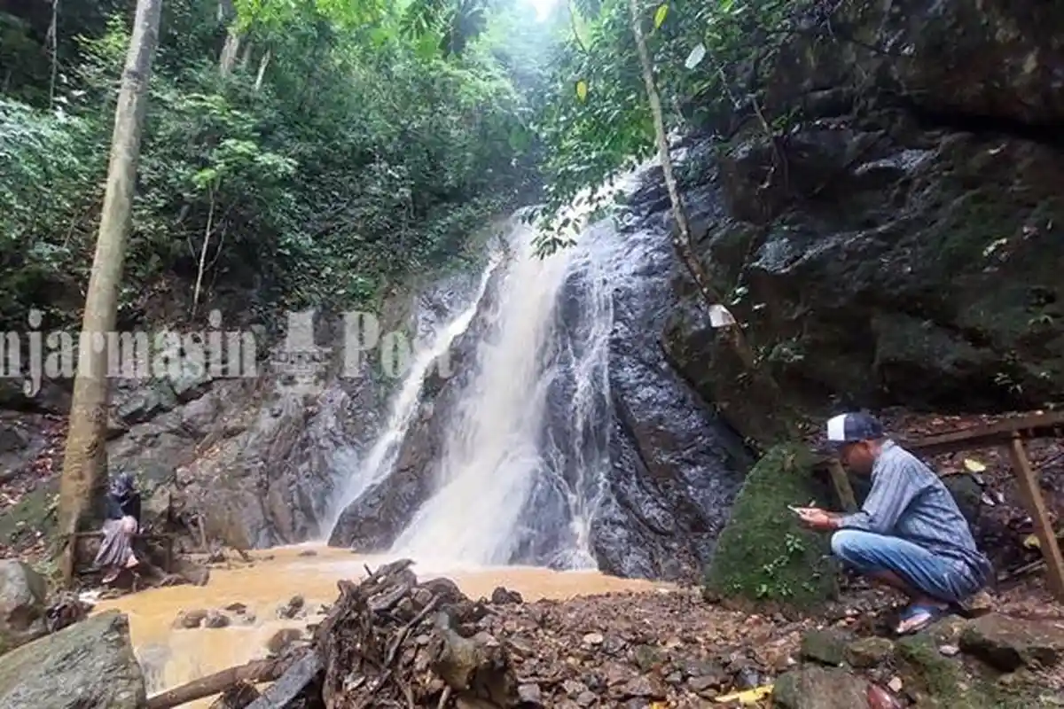 Wisata Kalsel - Bisa Berkemah di Dekat Air Terjun Lano Kabupaten Tabalong