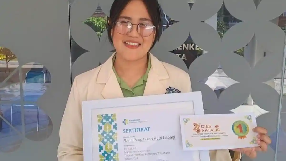 Ranti Kenalkan Aplikasi Medosen Pengukur Dosis Obat Anestesi di Sidang Senat Terbuka Poltekkes