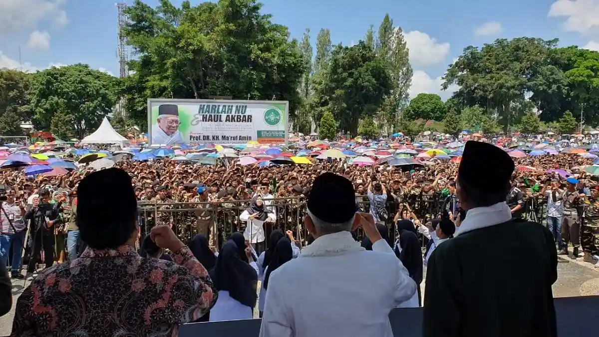 Ma'ruf Amin Hadiri Harlah NU ke-69 di Alun-Alun Wonosobo