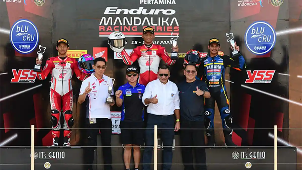 Astra Honda Kuasai Podium Kelas Bergengsi Mandalika Racing Series