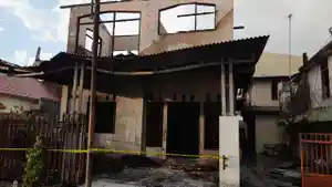 TERBAKAR-Kebakaran-sebuah-tempat-usaha-di-Kelurahan-Karangria-5667.jpg