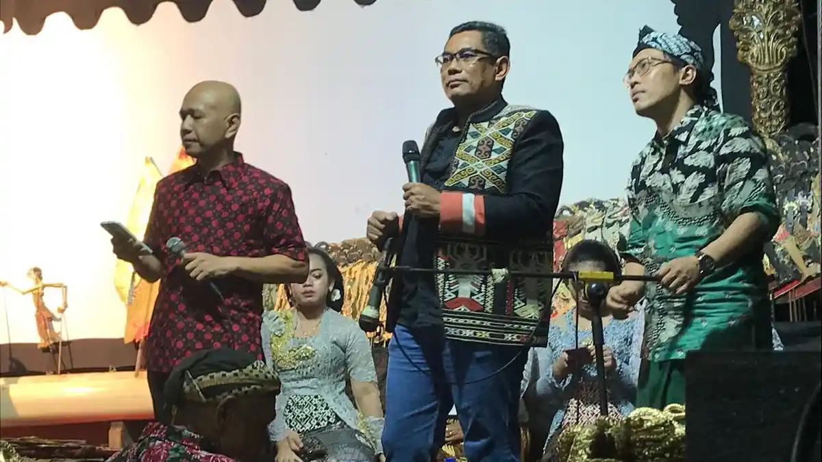Ketua DPC PDIP Jepara Kenalkan Dian Kristiandi ke Masyarakat Sekuro Mlonggo