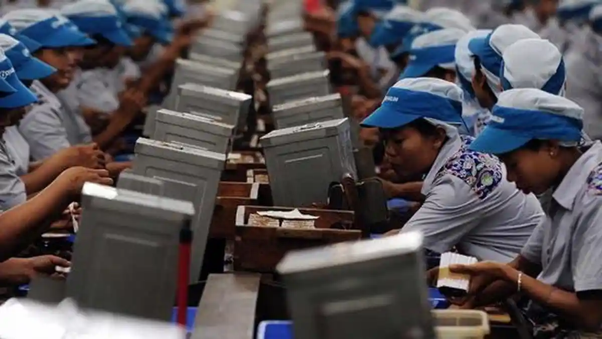 Catat, Perusahaan Bisa Dibekukan Jika Telat Bayar THR ke Karyawan