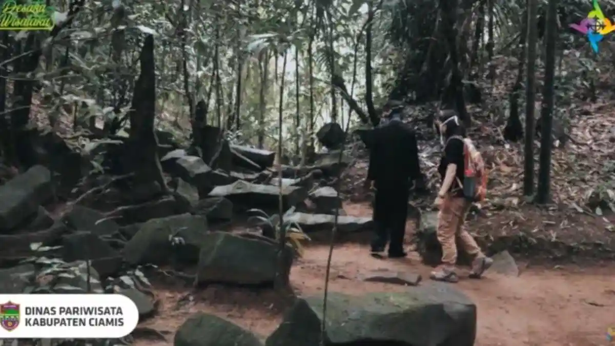 Situs Batu Panjang di Ciamis, Tempat Wisata Paling Diminati Wisatawan Pencinta Sejarah