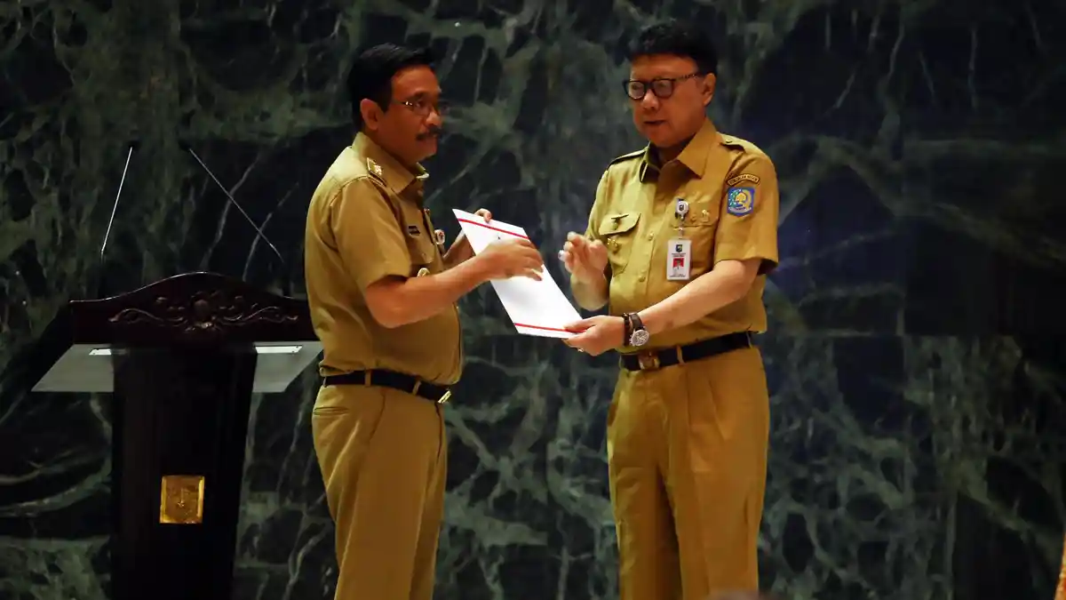 Politikus PPP Heran Tjahjo Emosi dengan Pengkritik Jokowi